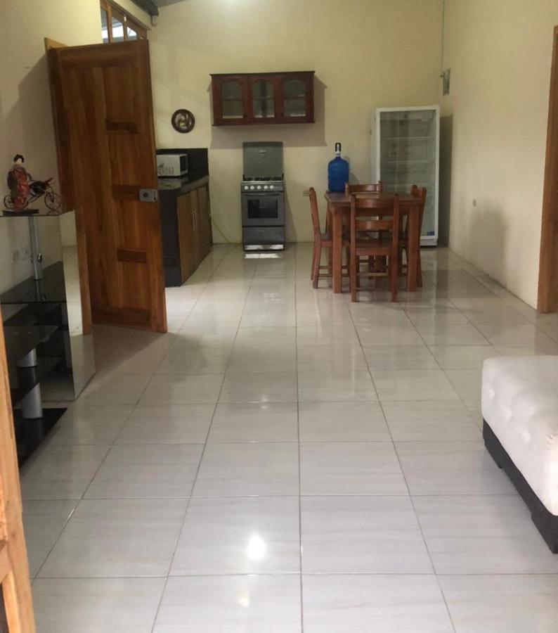 דירות פורטו איורה Apartamento En Puerto Ayora מראה חיצוני תמונה